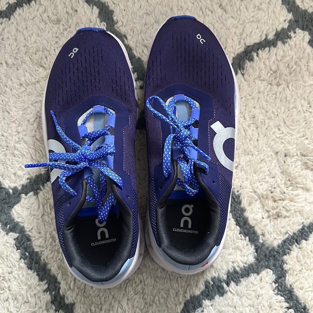 ON Running Cloud Monster **BRAND NEW